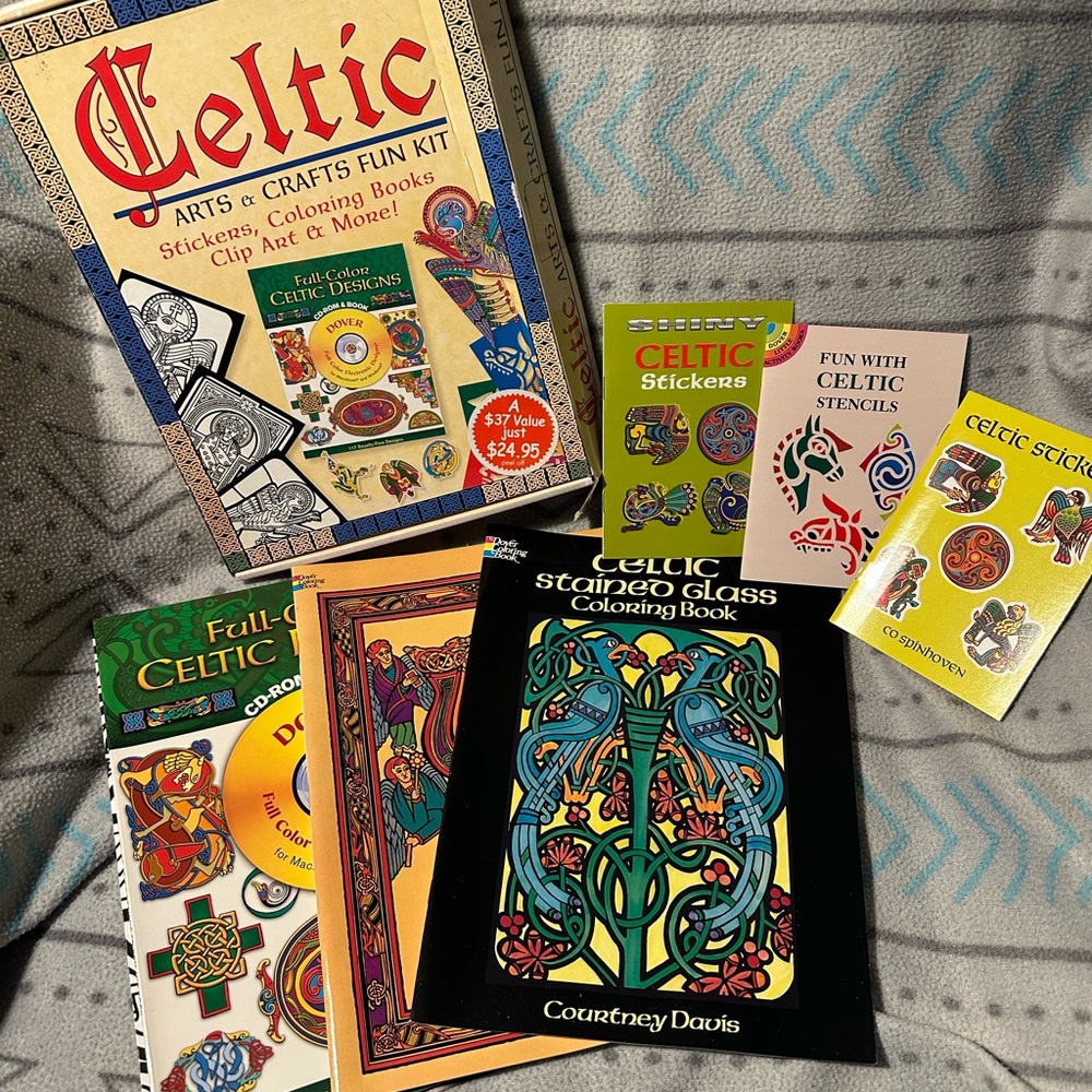 Celtic Arts & Crafts Fun Kit